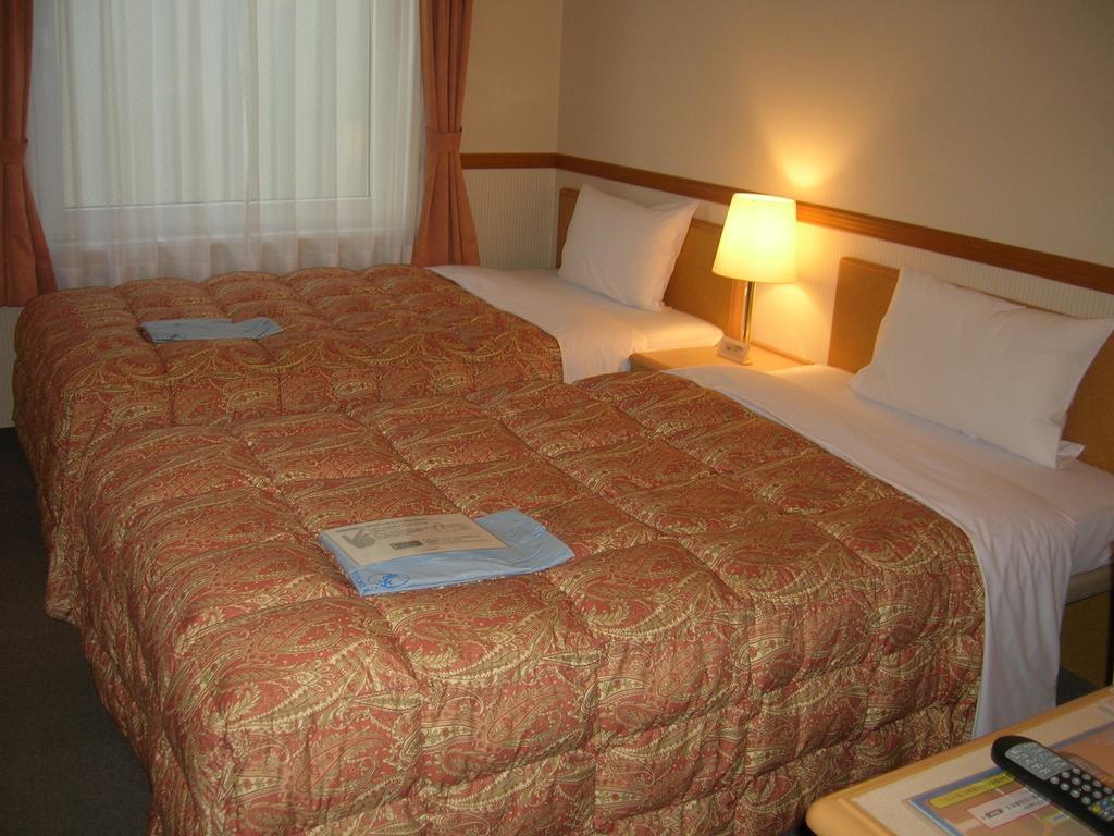 Toyoko Inn Matsumoto Ekimae Hommachi Exteriör bild